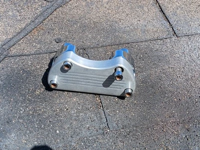 HD8 2001 Indian Chief Gilroy Scout Manillar Elevador Montaje Soportes Cromo 01 02 Foto 1 de 4