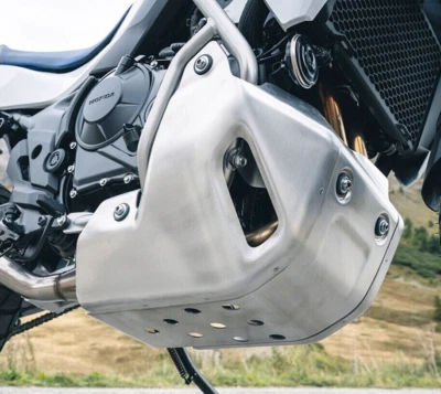 Protector de placa antideslizante de aluminio Honda Transalp XL750 2023+ 08P71-MLC-D00 genuino Foto 1 de 4