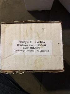 Honeywell L4006A1959 High or Low limit Aquastat Controller with 40°F to 180°F - Picture 1 of 4