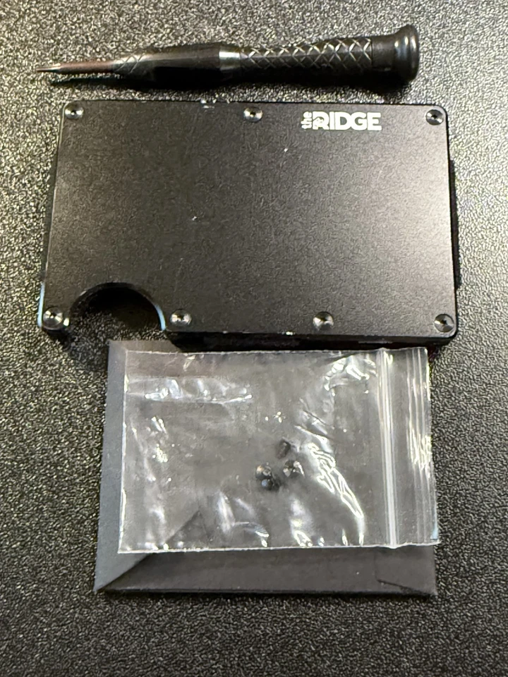 Correa para efectivo billetera The Ridge con bloqueo RFID para hombre - negra real USADA Foto 1 de 3