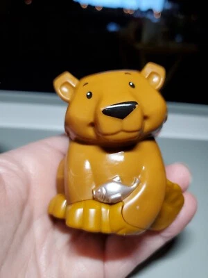 Fisher Price Little People Share & Care Safari Zoo Animal Bear with fish 2017 - Image 1 of 4