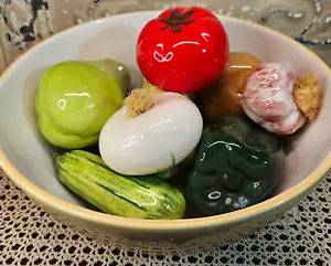 Auswahl Keramik handbemalt Deko Display Gemüse & Obst - Bild 1 von 41