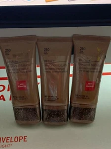 X3 REVLON BEYOND NATUAL SKIN MATCHING MAKEUP SPF15 *250 DEEP* DISCONTINUED! - Picture 1 of 2