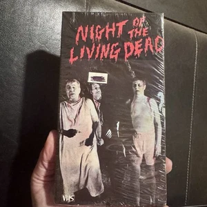 Night of the Living Dead VHS Black And White - Picture 1 of 3