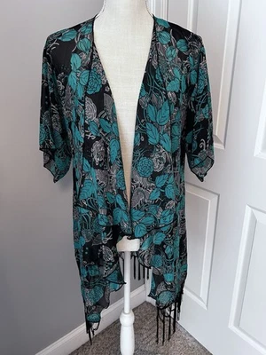 LULAROE~SMALL~GREEN & BLACK FLORAL OPEN FRONT TOPPER-RUANA-CARDIGAN WITH FRINGE - Image 1 of 4