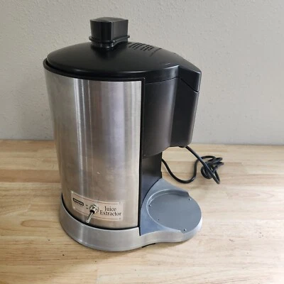 Waring Health Juice Extractor Centrifugal Juicer - Model WE100PC Stainless Steel - Image 1 of 4