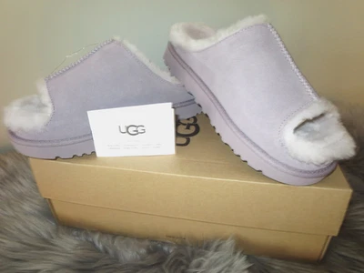ZAPATILLAS UGG GREENPORT SUGARPLUM PIEL DE OVEJA GAMUZA DESLIZABLE PUNTA ABIERTA, TALLA 8-EN CAJA Foto 1 de 4
