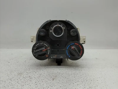 Nissan Versa Note 2019-2019 calefacción climatización temperatura fabricante original KUHT0 Foto 1 de 4