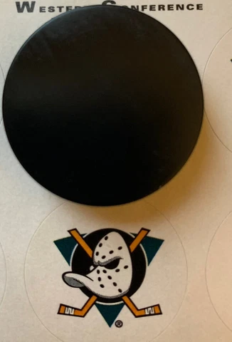 1990 Anaheim Mighty Ducks mini NHL hockey puck Vintage plastic gumball miniature Cover