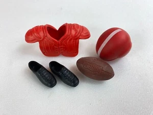 Ken Ricky Vintage Barbie Outfit Zubehör Set Fußball Schulterpolster Stollen 60er - Bild 1 von 1