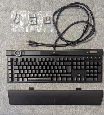Corsair K100 RGB Gaming Tastatur - OPX Switch - QWERTZ mit Handballenauflage - Bild 1 von 3