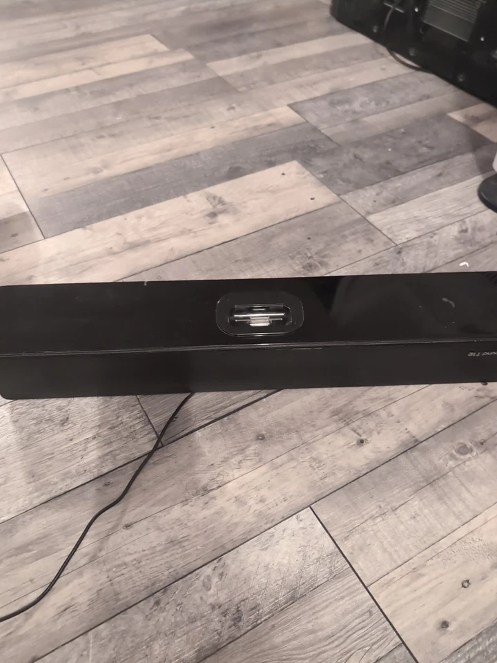 Orbitsound T12 Soundbar Docking Speaker for Early Iphone - No Wires Or Remote - Image 1 of 4