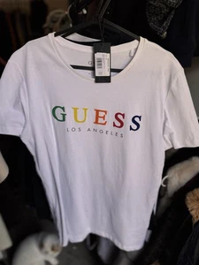 GUESS T-Shirt Unisex, Size M - Picture 1 of 5