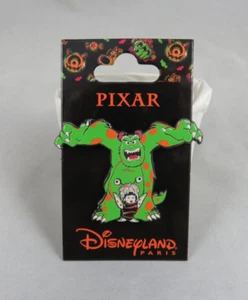Disney Disneyland Paris DLP Pin - Sulley and Boo - Monsters Inc - Halloween - Picture 1 of 2