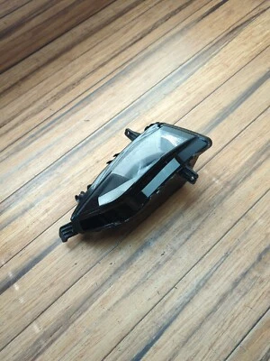 Conjunto de faros antiniebla izquierda Volkswagen Golf Jetta 2017-2019 5GM941661 OEM Foto 1 de 4