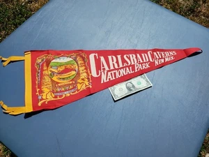 Banderín de recuerdo vintage de las cavernas de CARLSBAD PARQUE NACIONAL NUEVO MÉXICO 11" X 29" - Imagen 1 de 13