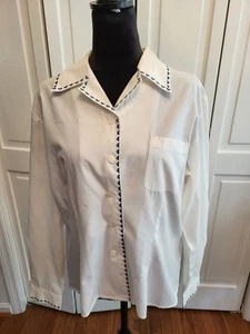 Vintage 90s/00s White Button Up Shirt Blue Embroidery XL Cottagecore Preppy - Picture 1 of 7
