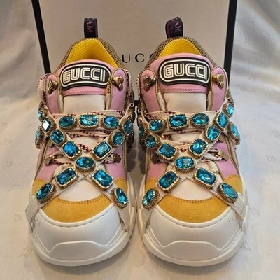 NUEVO EN CAJA Zapatillas Gucci Flashtrek - Rosa y Dorado con Joyas Azules Talla 40 Foto 1 de 4