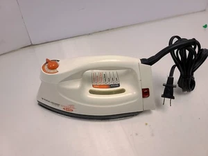 Black and Decker Quick N Easy 410 Iron - Picture 1 of 6