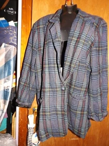 VTG Savannah women's black/blue plaid wool/nylon blazer size 26W - Picture 1 of 1