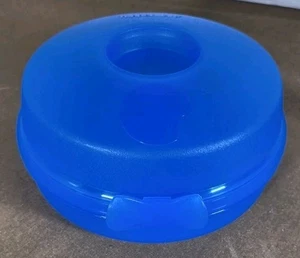 Guardián de ensalada de bagel sándwich redondo Tupperware vintage #4440A azul - Imagen 1 de 6