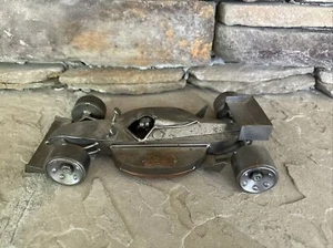 BogArt Collezione Junk Metal Art Formula 1 Indy Auto Ferrari Saldata Unica Rara - Foto 1 di 9