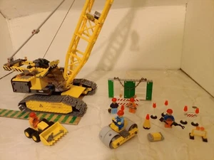 LEGO 7632 Crawler Crane 2009 instruction mini fig & Other mini Construction Sets - Picture 1 of 17