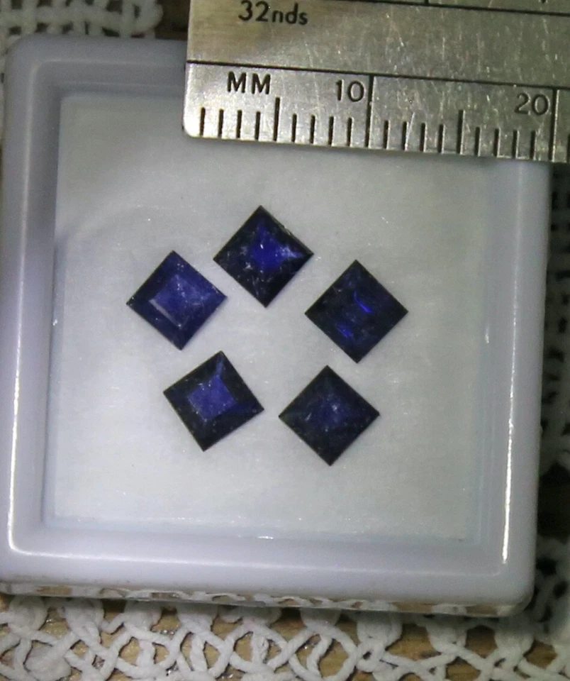 Zafiro, natural, 4 mm cuadrados. 5 uds. Foto 1 de 1