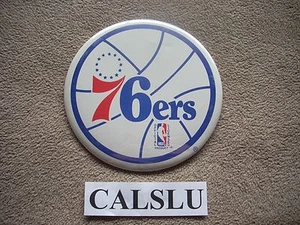 VINTAGE 1977/1978 - 1996/1997 PHILADELPHIA 76ERS SIXERS ☆RARE☆ 6" NBA PIN BUTTON - Bild 1 von 1