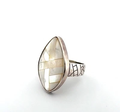 Size: 8 Silpada Retired 925 Sterling Silver White Pearl Ring #R3060 12.6g - Image 1 of 4