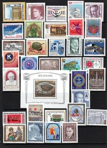 AUSTRIA MNH 1983 COMPLETE YEAR SETS - Picture 1 of 1