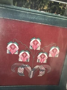 Simply Old Fashioned Cross Stitch Thread needle Thistle Pattern Victorian - Picture 1 of 5