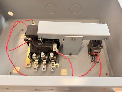 GE CR360MA513AA** Lighting Contactor 100A 480V 3P 120V Coil - WARRANTY - Image 1 of 4