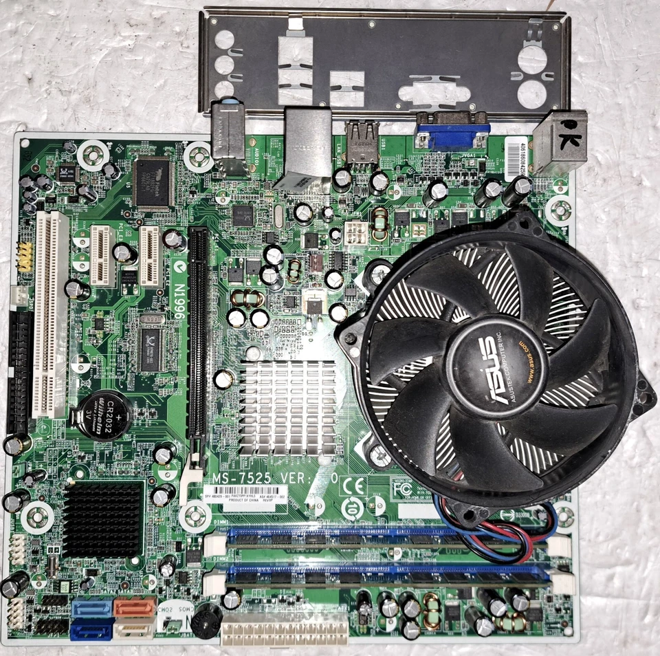 Scheda Madre HP 480429-001 MSI MS-7525 con CPU Intel Dual Core 775 e Ram - Immagine 1 di 1