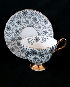 Rare Victoria C&E England bone china hand decorated tea cup & saucer, 1960's - Picture 1 of 10