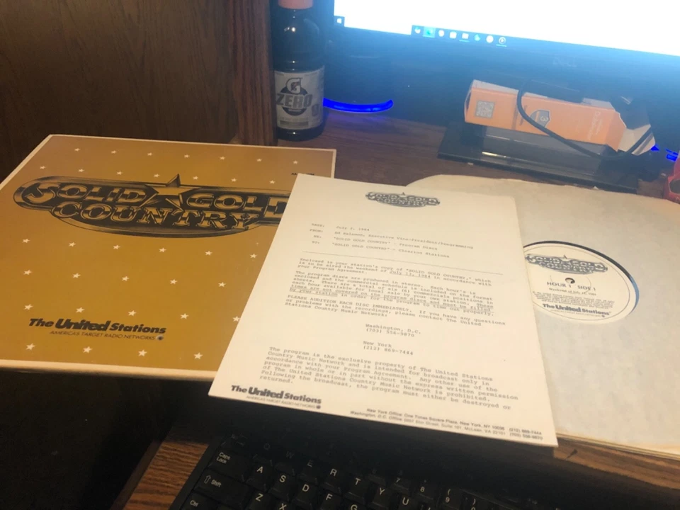 Solid Gold Country--July 13, 1984--3 hour radio show--(3 LPs) - Image 1 of 1