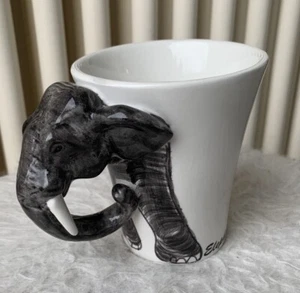 Elephant-Tasse mit "Elefanten -Kopf - Griff" Safari Park - Handpainted - Bild 1 von 8