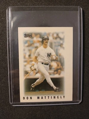 Don Mattingly - 1986 Topps League Leader Minis - baseball card #28 - Image 1 of 2