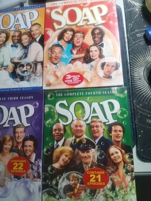  SOAP, The Complete Seasons 1, 2, 3, & 4  DVD — 第 1/4 张图片