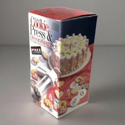 Juego de Prensa y Decoración de Galletas PYREX Vintage 21 Piezas Puntas de Discos en Caja Años 80 Retro Foto 1 de 4