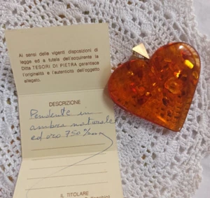 GRANDE CIONDOLO -cm 6X7- a cuore in AMBRA NATURALE e oro 18k con CERTIFICATO - Foto 1 di 9