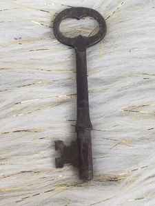 Vintage Metal Skeleton Key Barrows Lock Co - Picture 1 of 5