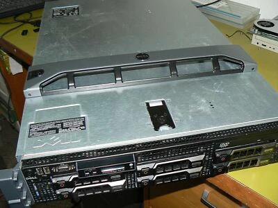 Dell PowerEdge R710 Barebones 2x Proc 2x PSU 16 RAM 2x 1TB HDD - Image 1 of 4