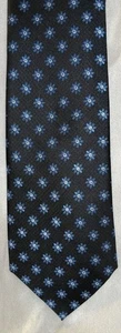 Club Room Mens Floral Pattern Necktie 100% Polyester Blue & Black  58.25 x 3.25" - Picture 1 of 3