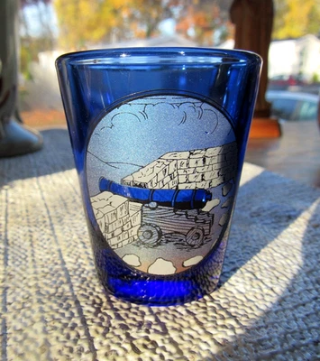 罕见提康德罗加堡蚀刻蓝色射击玻璃 Adirondacks 纽约 — 第 1/4 张图片