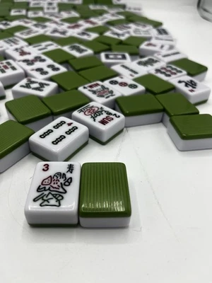 Mahjong Mah Jong Tiles for Replacement Spares PRICE IS FOR A Pair (2) ~ Green - Image 1 of 3