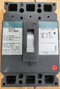 GE TED134030 30A Circuit Breaker - Picture 1 of 2