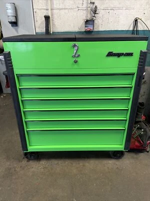 Snap On Tool Box 40" Sliding 8-Drawer Bedliner Top Shop Cart (Extreme Green) - Image 1 of 4