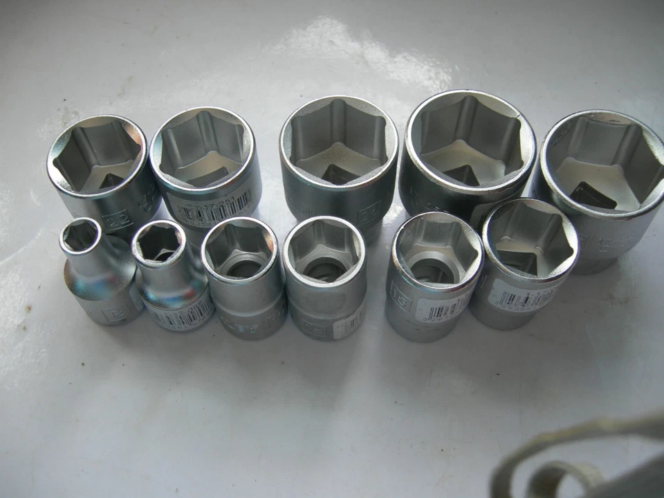 Stanley cr-v Hex Socket Wrench set , Silver, 1/2-Inch drive 13 piece set dewalt  - Image 1 of 3