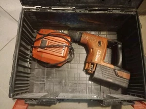 Hilti TE 6A Bohrhammer als defekt Bastler TE 6 A Koffer Ersatzteile  - Bild 1 von 3